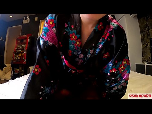 ❤️ Gənc cosplay qız bir atlı qadında fışqırma ilə orgazm olmaq üçün cinsi sevir. Həvəskar videoda ənənəvi yapon geyimində tüklü pişik və gözəl döşləri olan asiyalı qız sikişmə oyuncaqları ilə mastürbasyon nümayiş etdirir. Sakura 3 OSAKAPORN. Sikişmə videosu  bizdə ❌