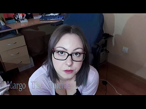 ❤️ Eynəkli Seksual Qız Kamerada Dildosunu Dərindən Əyir Sikişmə videosu  bizdə ❌